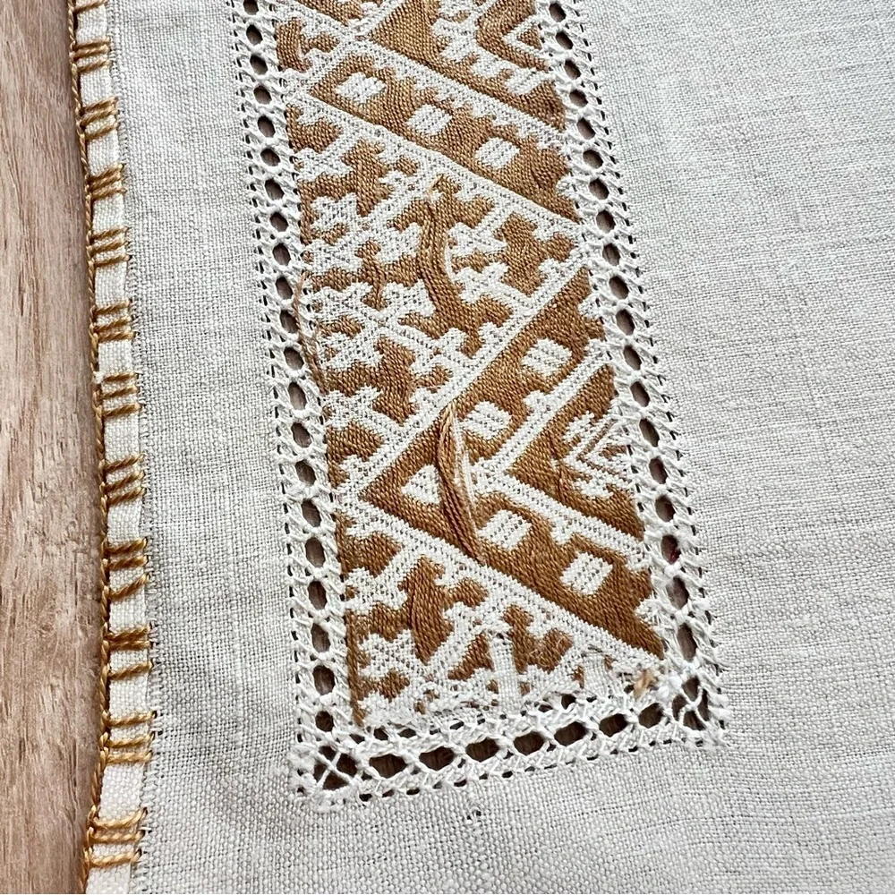 Vintage 16 PCs Beige Linen Lace Brown Embroidered Placemat‎ & Napkins Beautiful